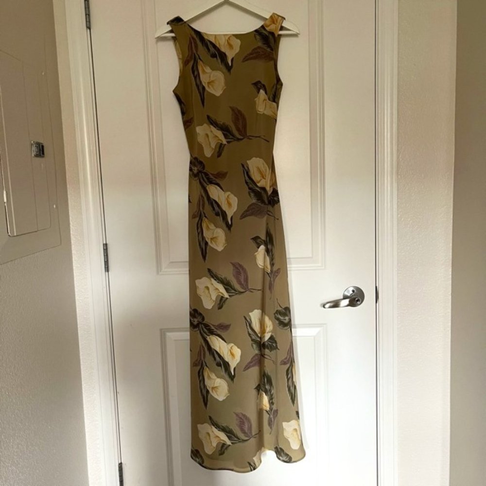 Vintage Long Floral Sleeveless Dress
